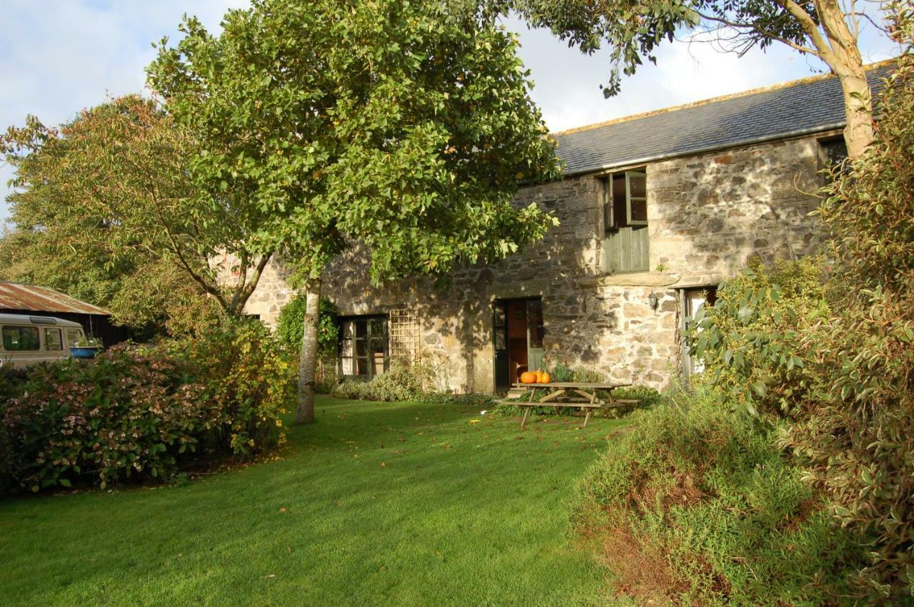 The Barn, Higher Boden, Manaccan, Helston, Cornwall Exterior photo